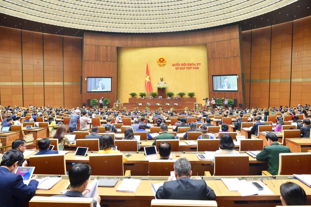 Quốc hội đã kịp thời tổ chức các kỳ họp bất thường để xem xét, quyết định những vấn đề quan trọng của đất nước về chính sách phục hồi phát triển kinh tế - xã hội