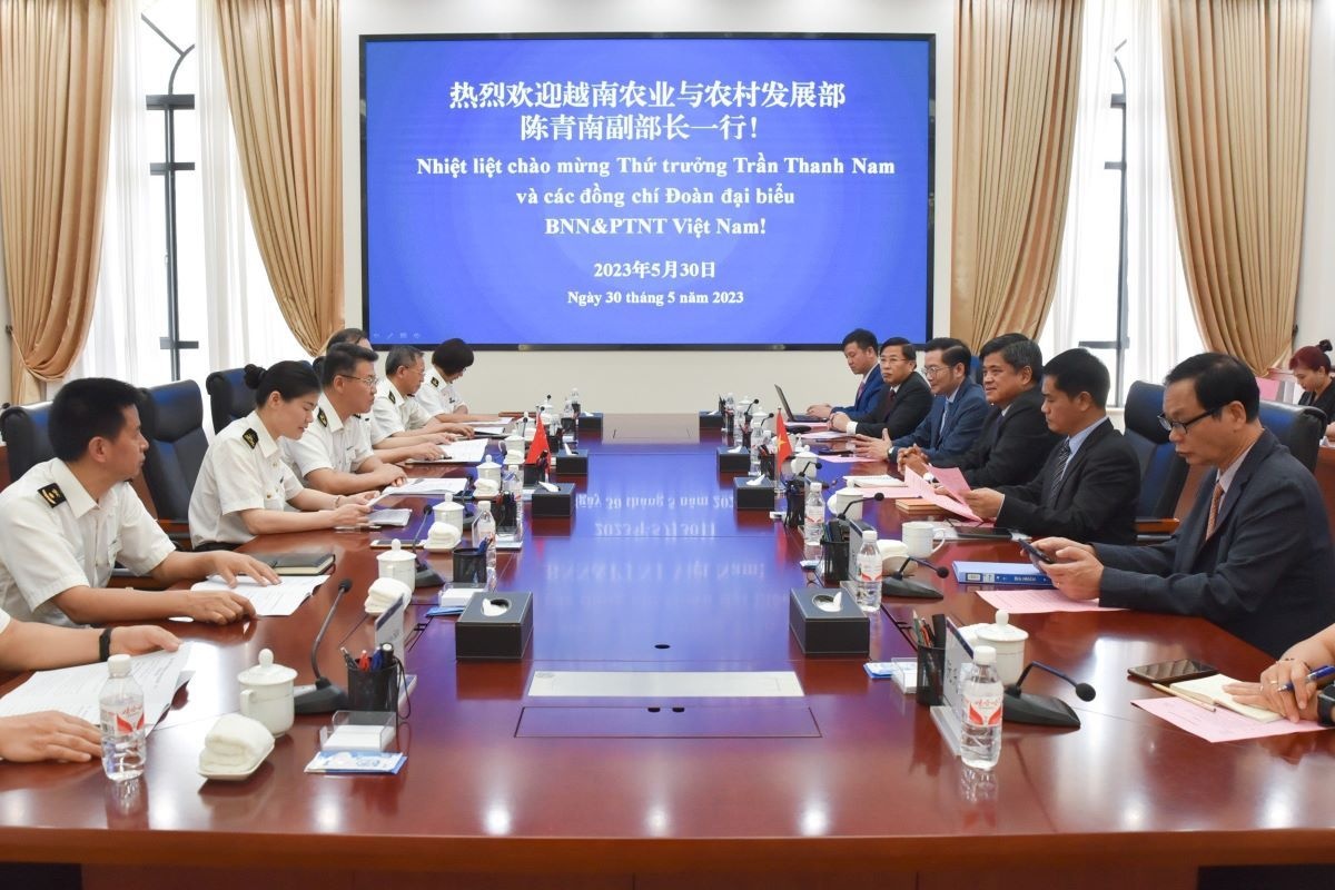 Thứ trưởng Bộ Nông nghiệp và Phát triển nông thôn Trần Thanh Nam làm việc với Cục Hải quan Nam Ninh, Tổng cục Hải quan Trung Quốc tại Quảng Tây.