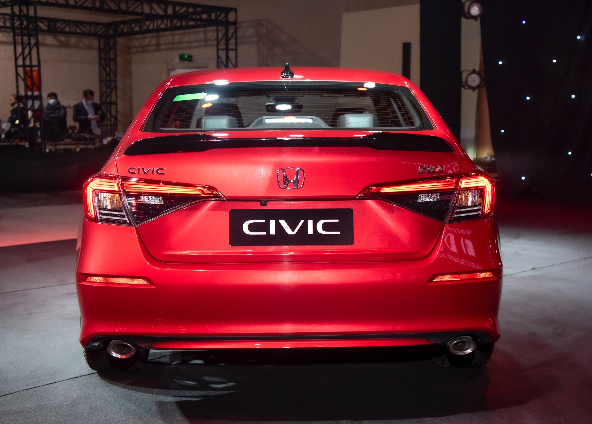 Giá bán Honda Civic giảm mạnh