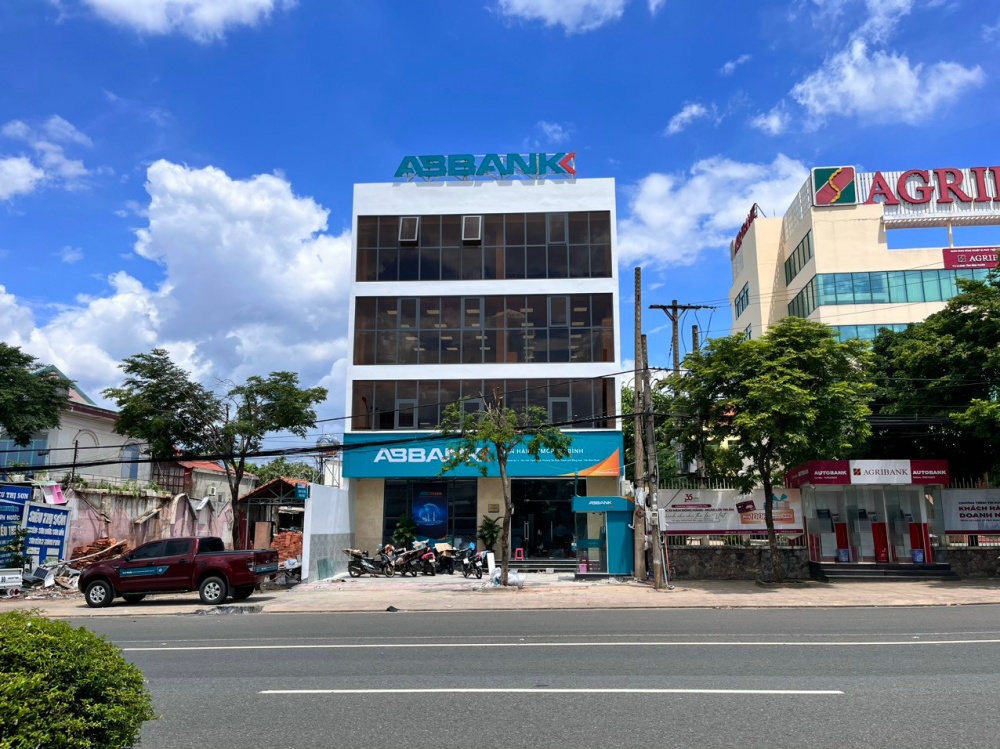 ABBANK thay đổi địa điểm đặt trụ sở chi nhánh Bình Phước và Sơn La