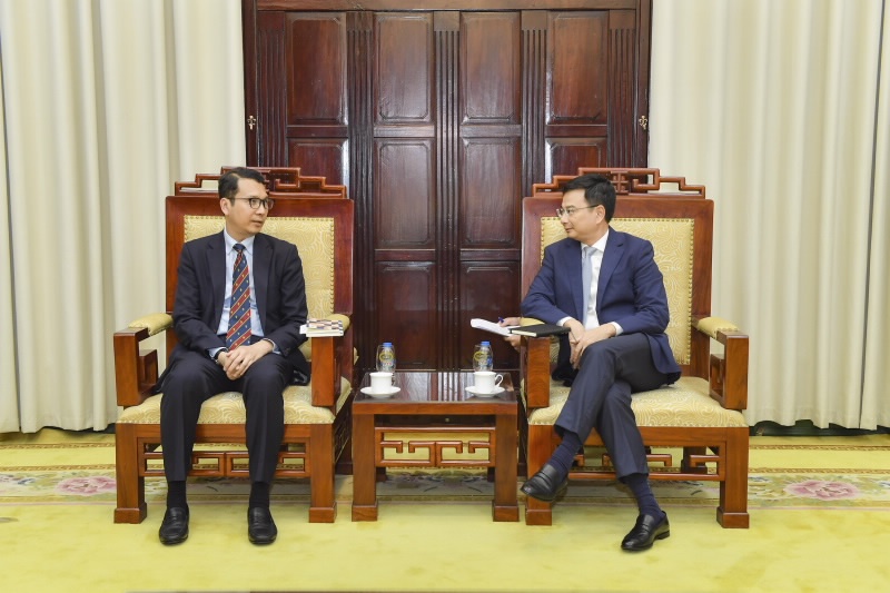 Phó Thống đốc Phạm Thanh Hà tiếp xã giao lãnh đạo văn phòng Nhóm Đông Nam Á tại IMF