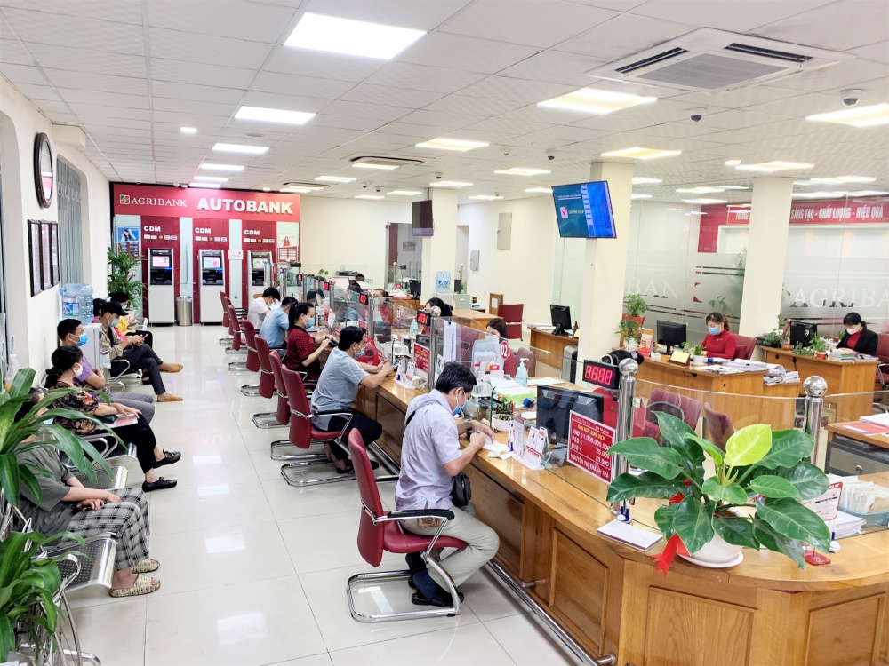 Agribank quyết liệt triển khai các giải pháp hỗ trợ doanh nghiệp, nền kinh tế vượt khó