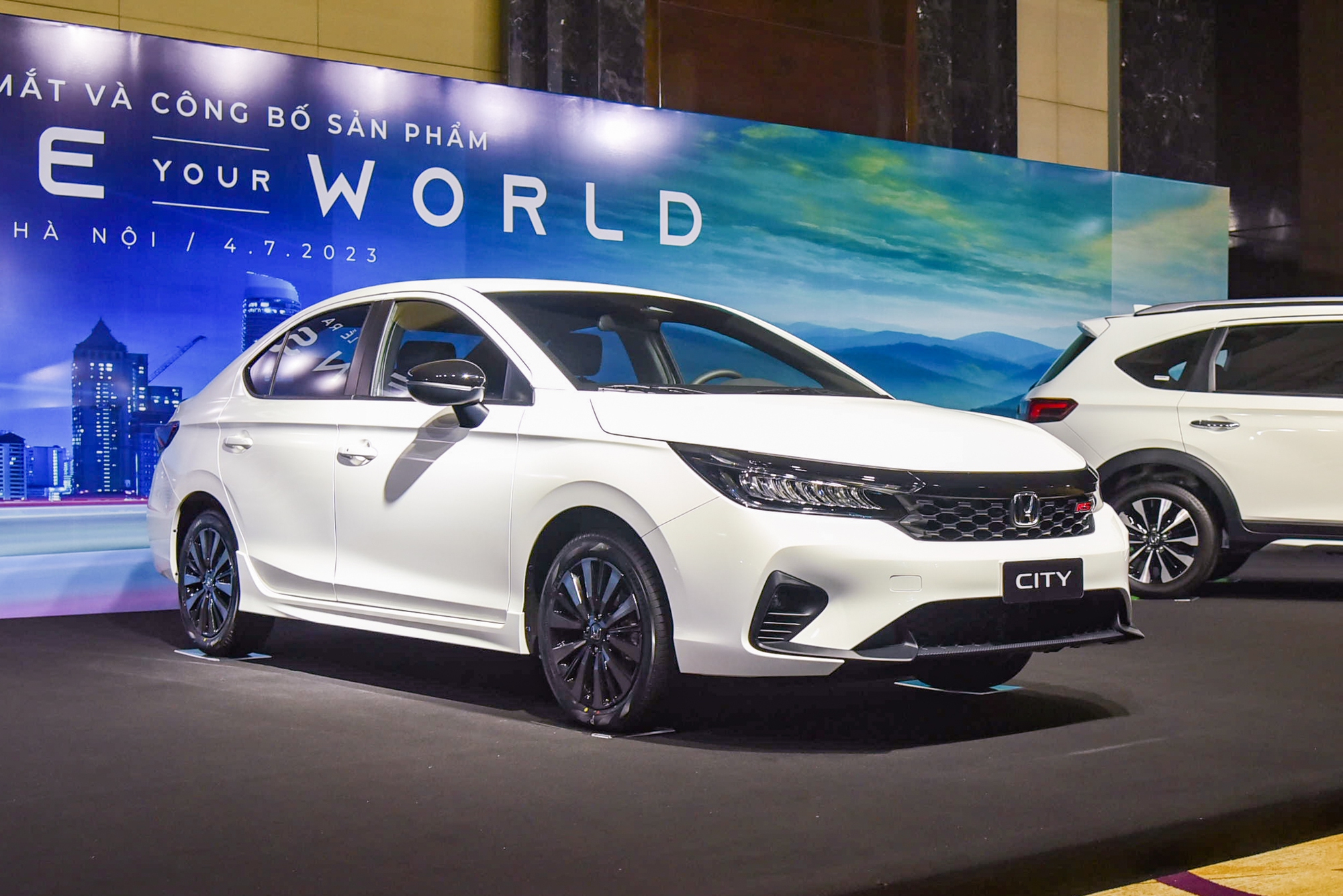 Honda City 2023 ra mắt Việt Nam: Giá từ 559 triệu, thêm nhiều trang bị, thu phí 1,2 triệu/năm cho một dịch vụ đặc biệt - Ảnh 1.