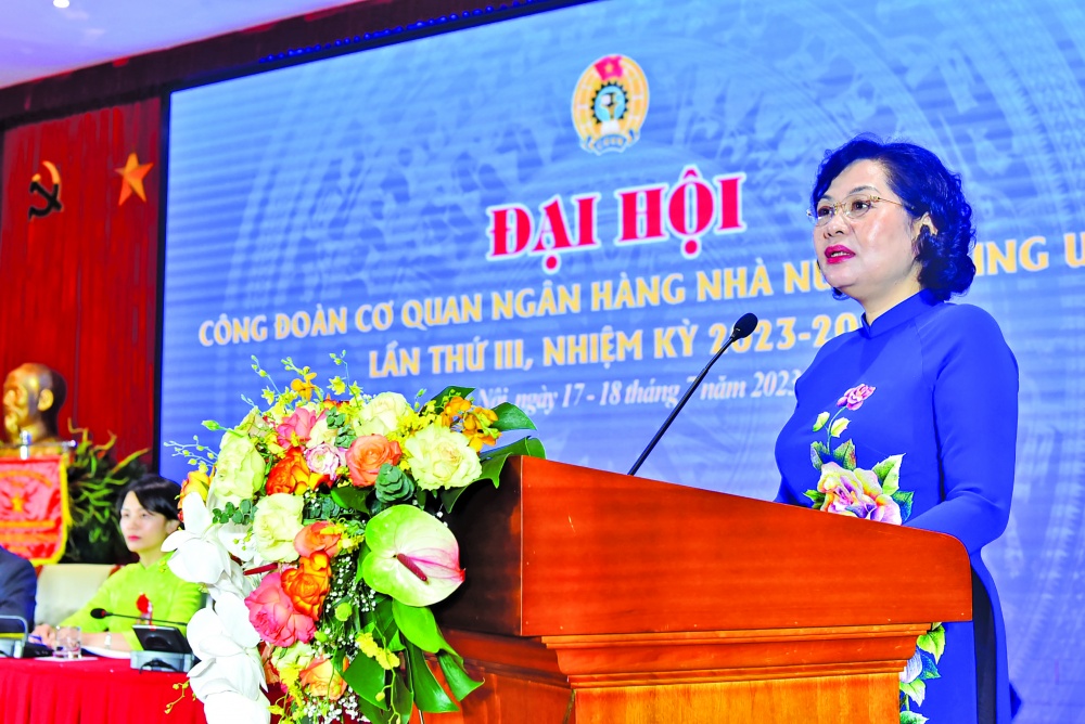 Thống đốc NHNN Nguyễn Thị Hồng: Hoạt động công đoàn cần hướng tới mục tiêu  hoàn thành xuất sắc nhiệm vụ chính trị