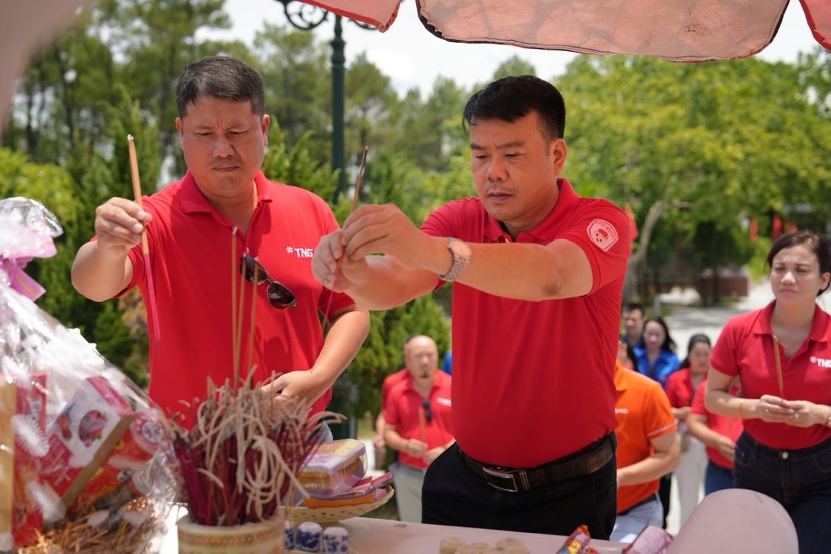  Hành hương tri ân đã trở thành một nét đẹp trong văn hóa doanh nghiệp ở Tập đoàn TNG