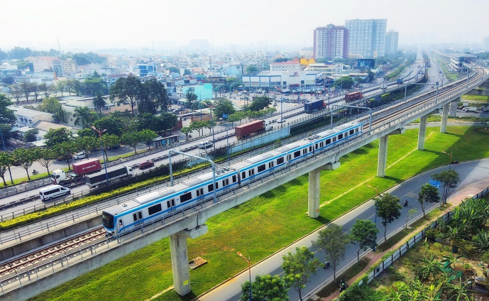 Tuyến metro số 1 Bến Thành – Suối Tiên sẽ chính thức vận hành từ cuối năm 2023 (Ảnh: Báo Thanh niên)