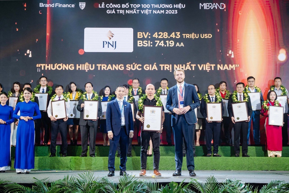 PNJ vào Top 100 Thương hiệu giá trị nhất Việt Nam