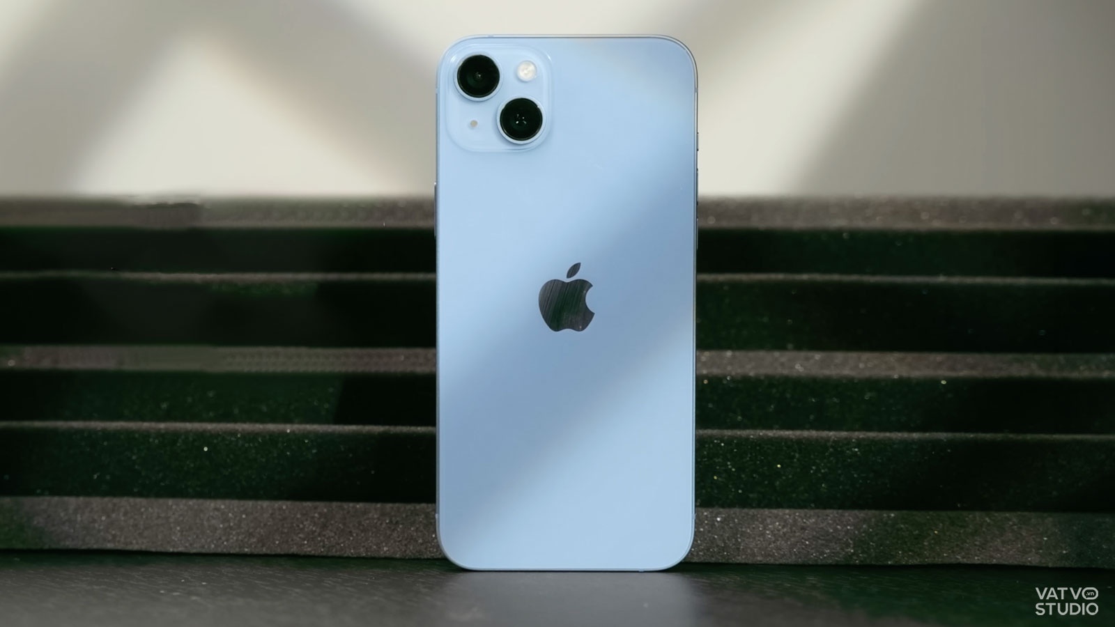 iPhone 14 giá đã siêu rẻ, còn đáng mua không khi iPhone 15 sắp ra mắt?