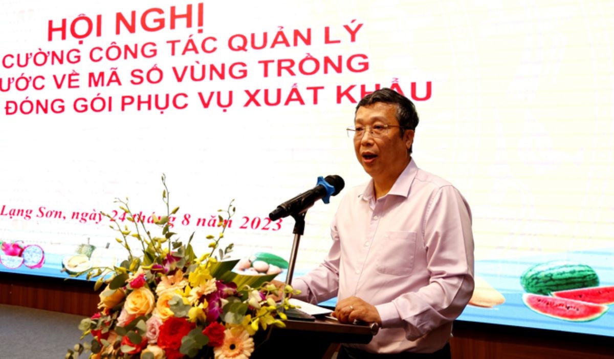 Thứ trưởng Bộ Nông nghiệp và Phát triển nông thôn Hoàng Trung phát biểu tại hội nghị tăng cường quản lý mã số vùng trồng nông sản phục vụ xuất khẩu.