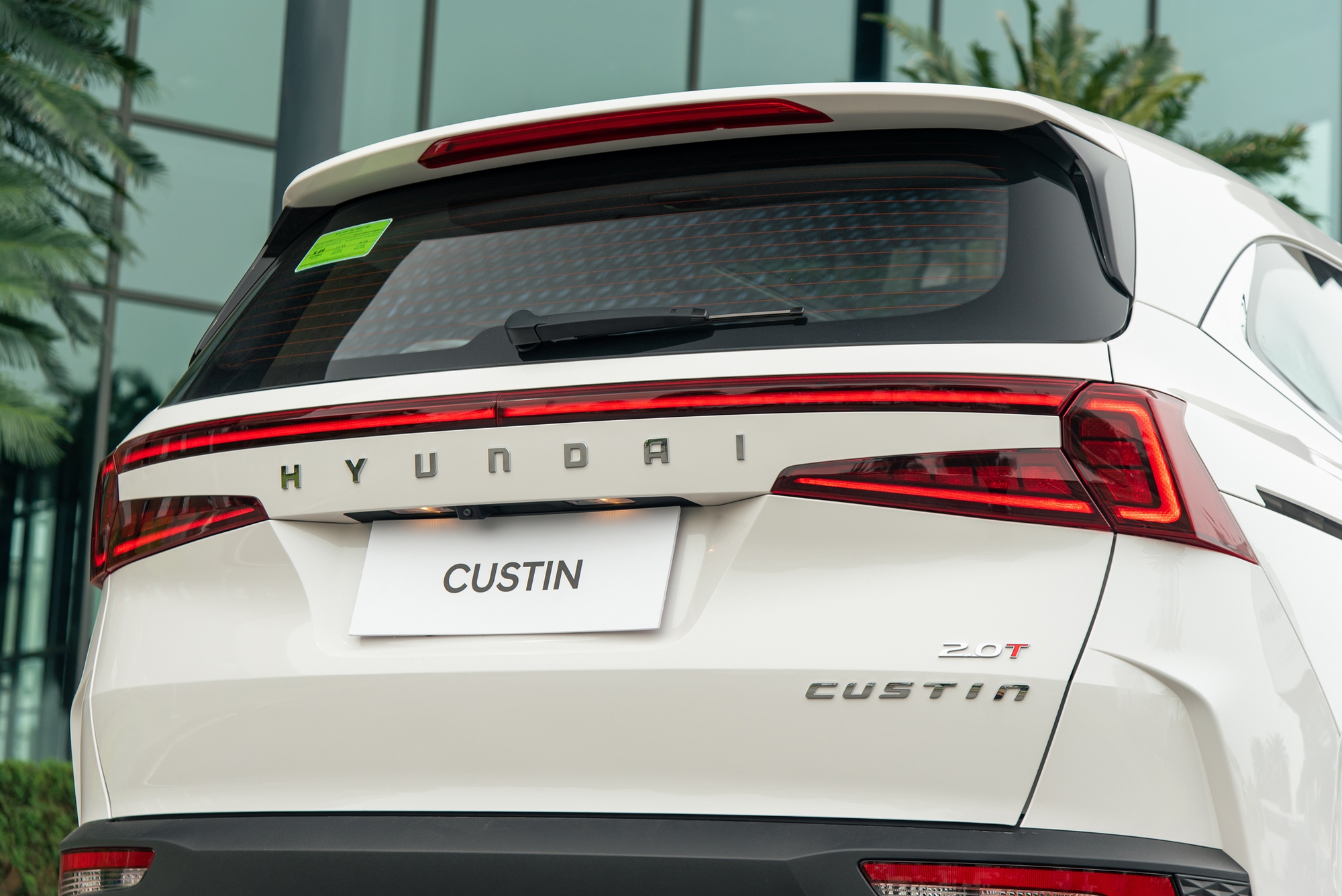 Hyundai Custin ra mắt Việt Nam, giá từ 850 triệu đồng