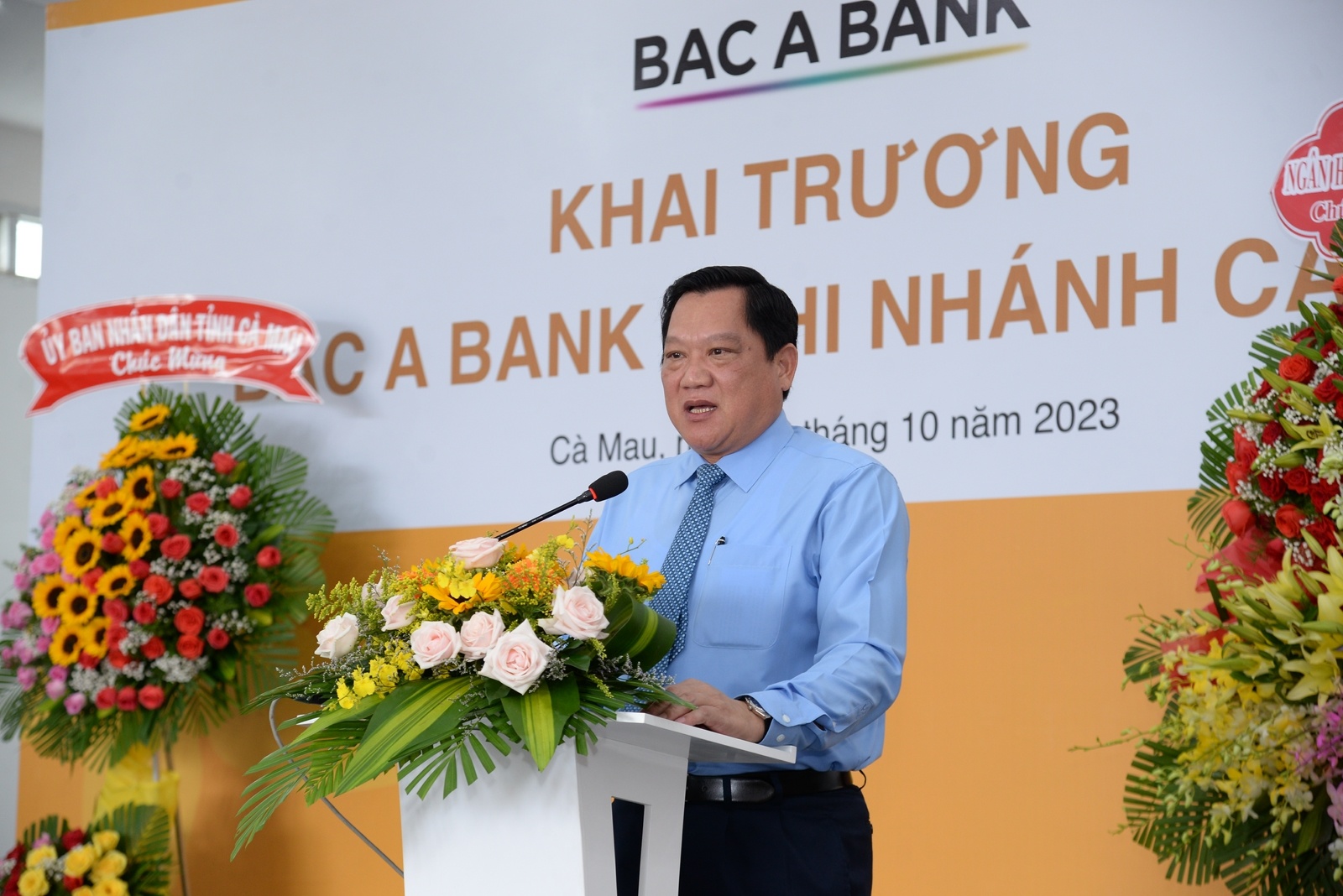 Ông Lâm Văn Bi, Thường vụ Tỉnh ủy, Phó chủ tịch UBND tỉnh Cà Mau phát biểu tại lễ khai trương