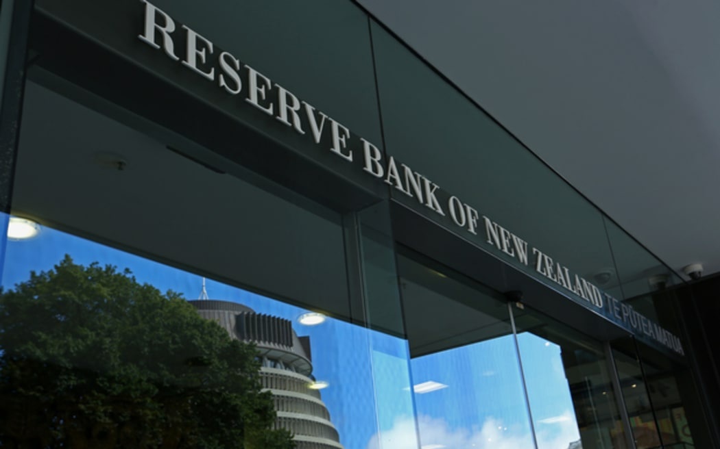 Ngân hàng trung ương New Zealand giữ lãi suất ổn định