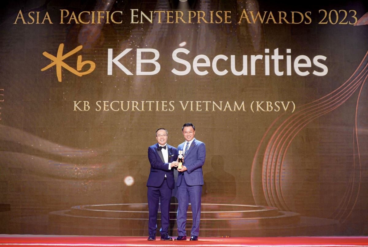 Chứng khoán KB Việt Nam được vinh danh là doanh nghiệp xuất sắc Châu Á