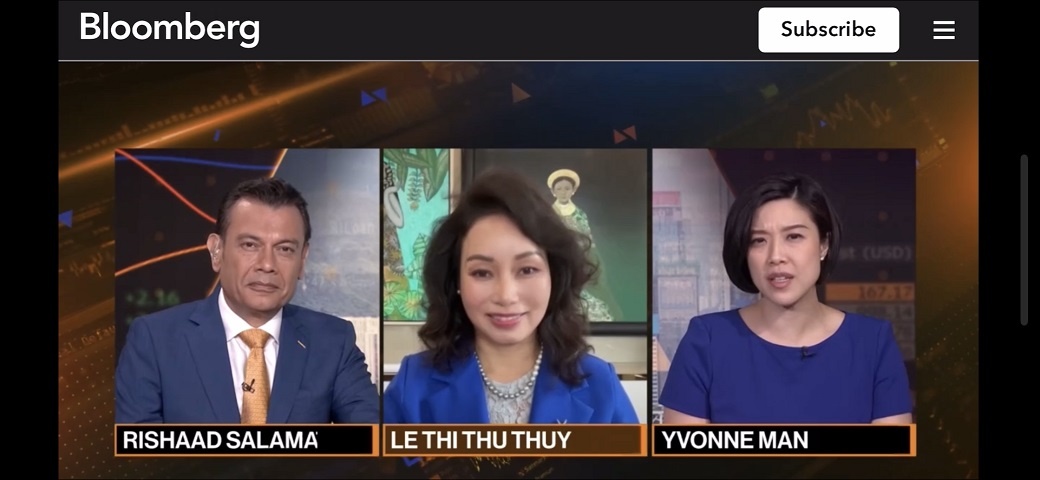 CEO VinFast Lê Thị Thu Thủy trả lời phỏng vấn Bloomberg TV sáng 16/10 (Ảnh chụp màn hình)