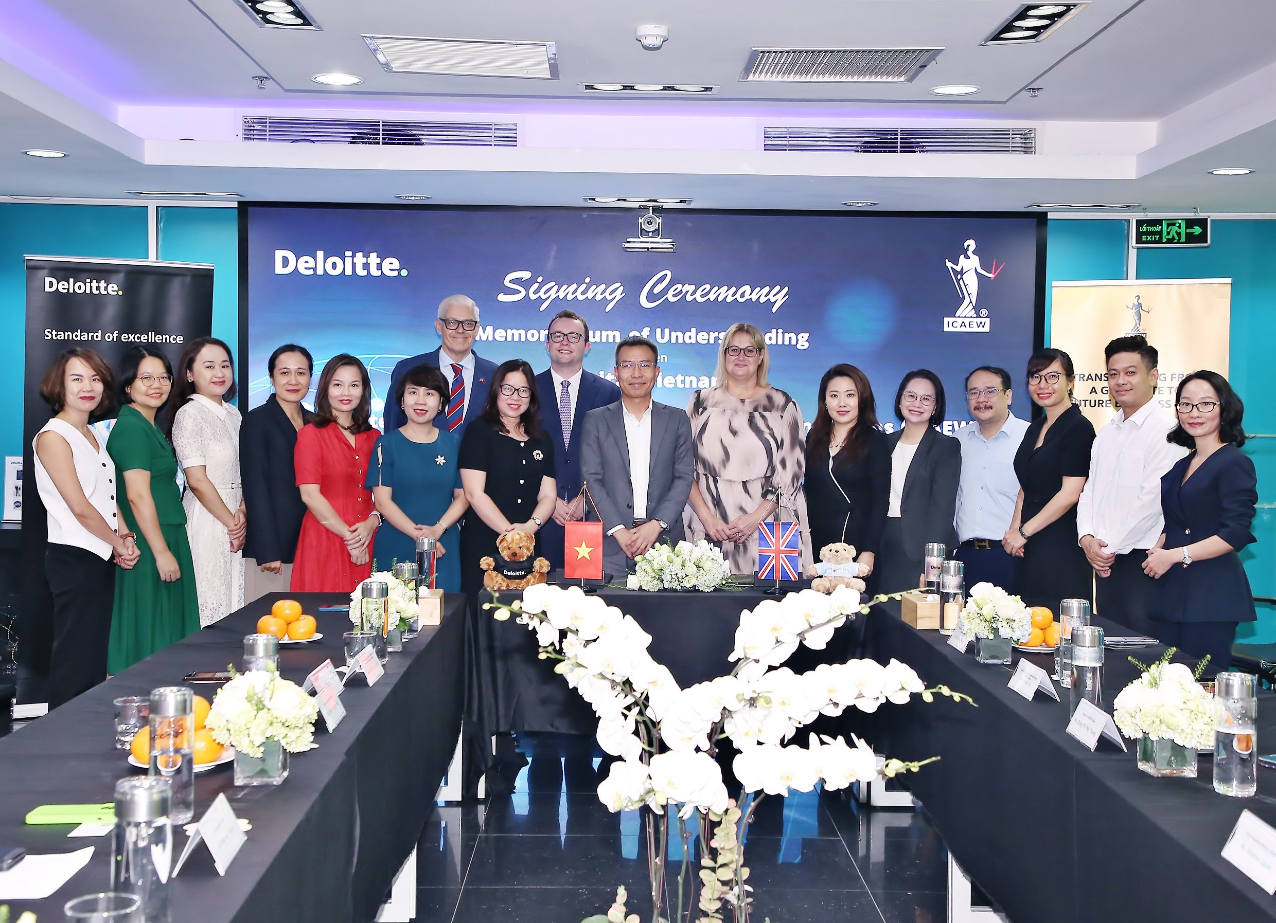 Deloitte Việt Nam và ICAEW hợp tác hỗ trợ sinh viên thuộc các nhóm ngành tài chính