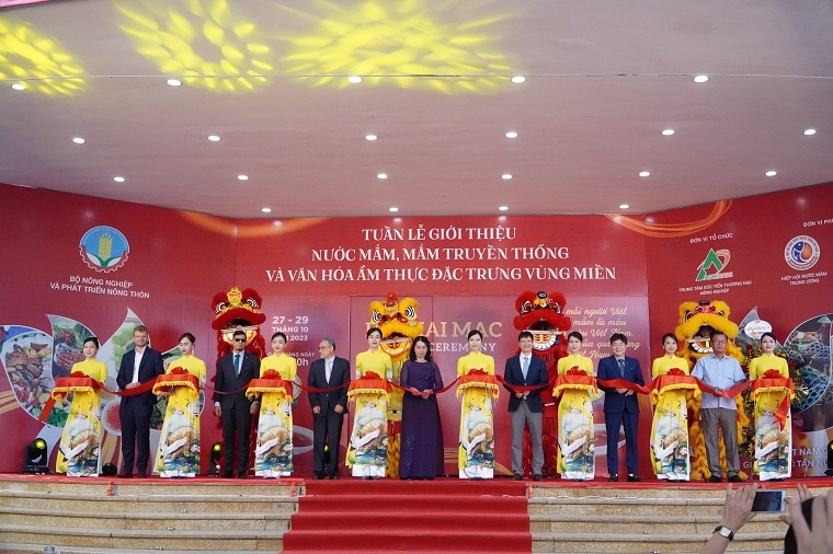 Tuần lễ kết nối ẩm thực nông sản Việt Nam gắn với hệ thống cơ quan ngoại giao