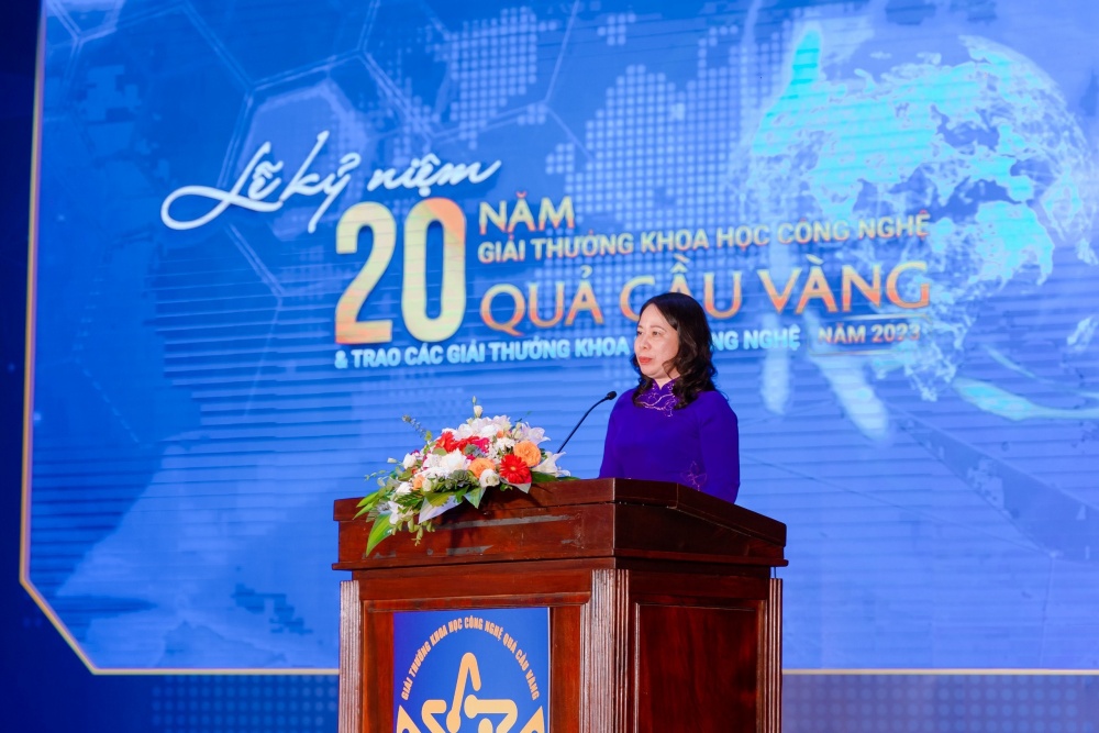 Bà Võ Thị Ánh Xuân – Phó Chủ tịch nước dự và phát biểu tại Lễ kỷ niệm 20 năm Giải thưởng Khoa học công nghệ Quả cầu vàng