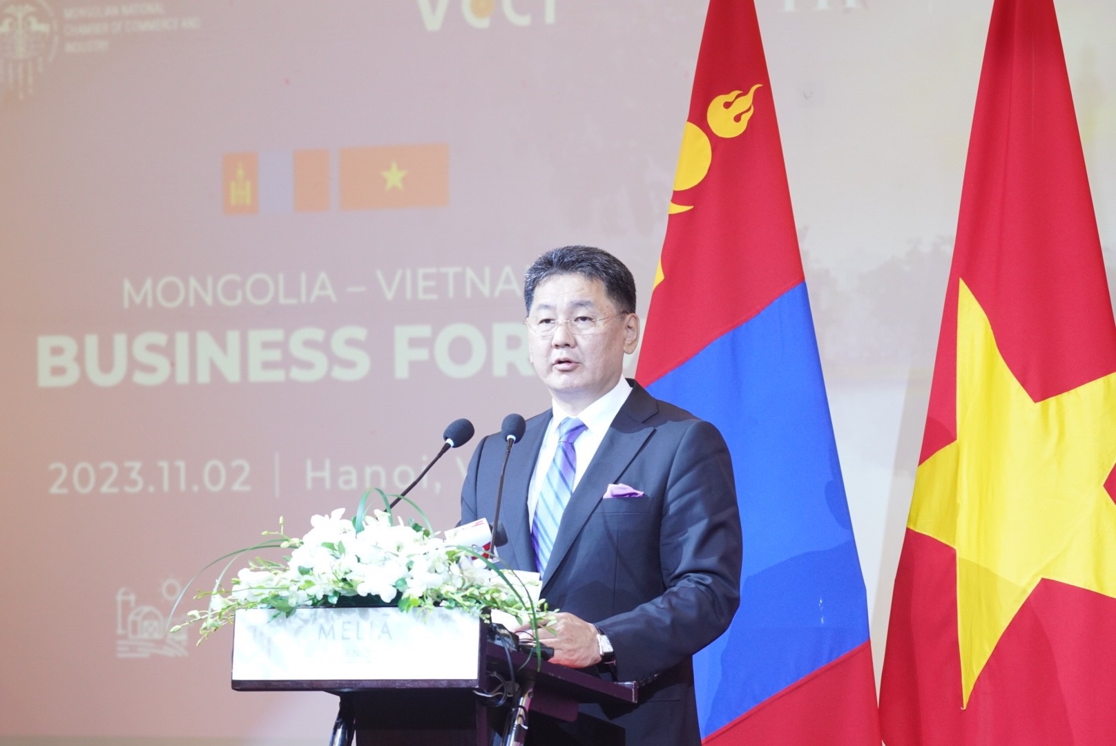 Tổng thống Mông Cổ Ukhnaagiin Khurelsukh phát biểu tại Diễn đàn Doanh nghiệp Việt Nam - Mông Cổ/