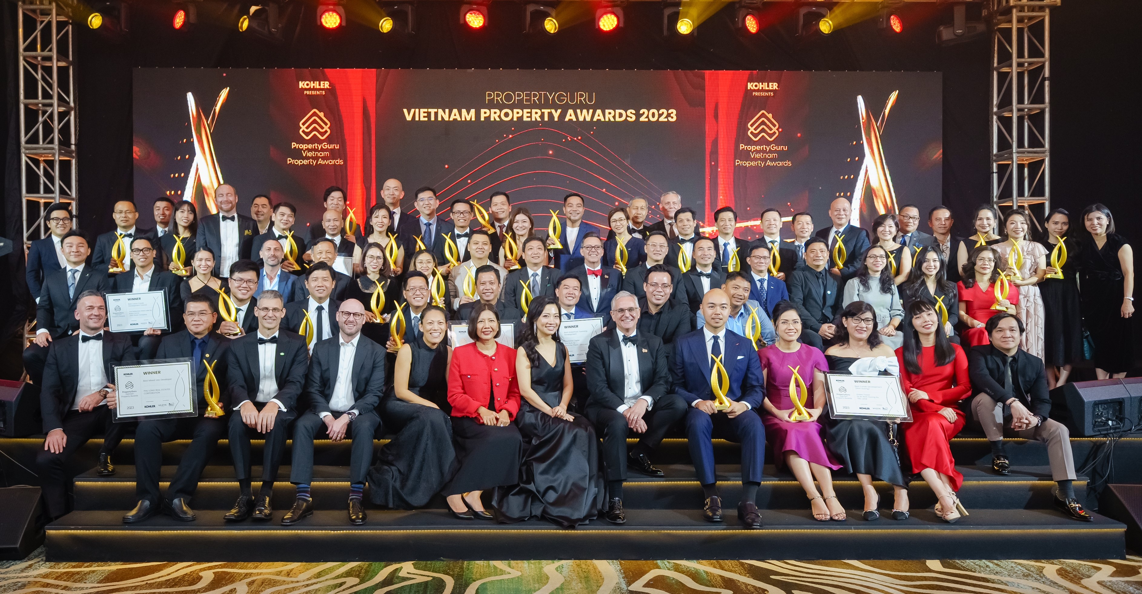 Các đơn vị chiến thắng Giải thưởng Bất động sản Việt Nam PropertyGuru lần thứ 9.