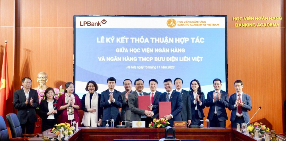 LPBank và Học viện Ngân hàng ký kết thỏa thuận hợp tác toàn diện