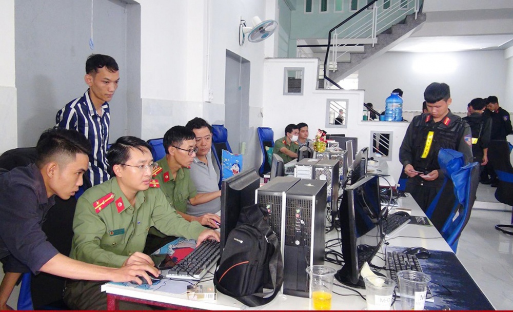 Lực lượng Công an Quảng Nam kiểm tra hoạt động của một công ty tài chính