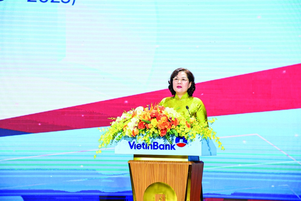 Thống đốc NHNN Nguyễn Thị Hồng giao nhiệm vụ cho VietinBank