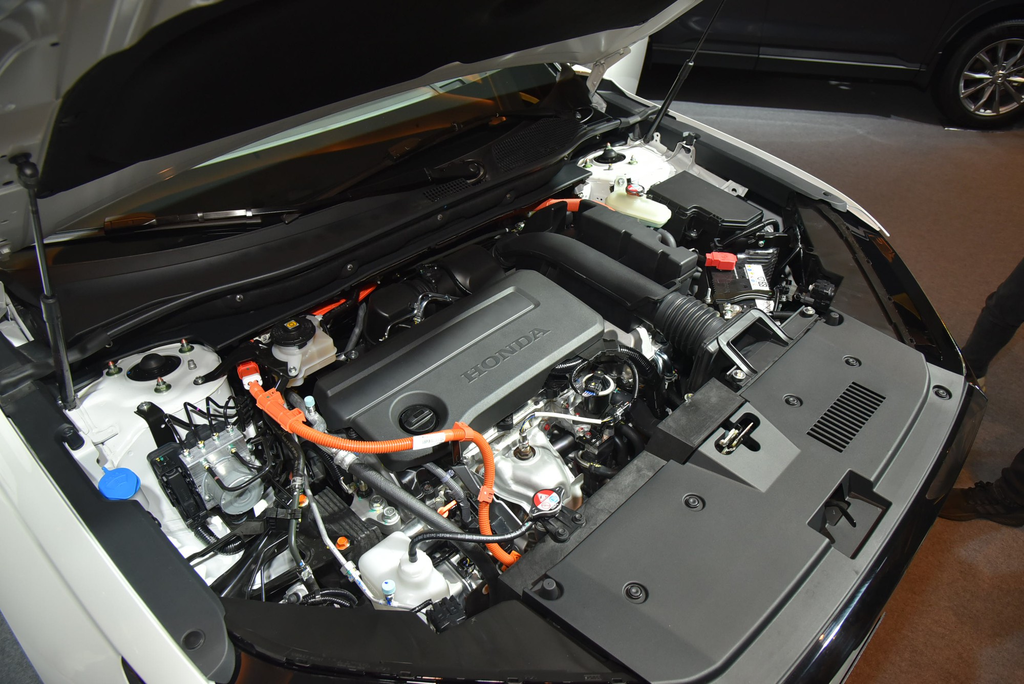 Giá cao khó bán, Honda CR-V 2024 nhận ưu đãi hơn 100 triệu đồng từ đại lý, tăng sức cạnh tranh với Mazda CX-5 - Ảnh 7.