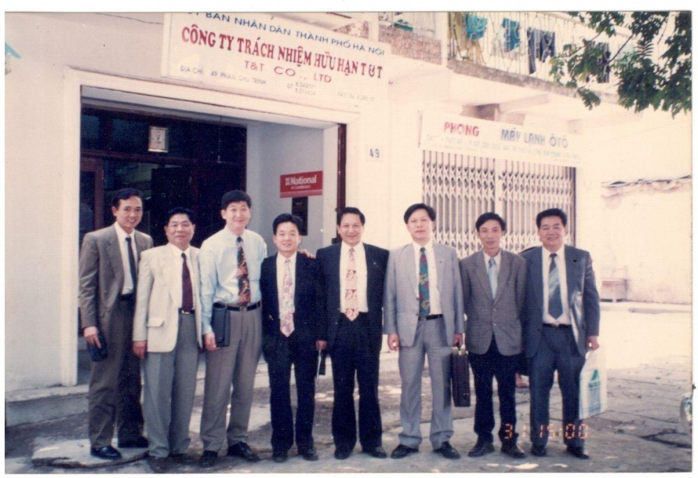 Công ty TNHH T&T (tiền thân của Tập đoàn T&T Group) thành lập năm 1993