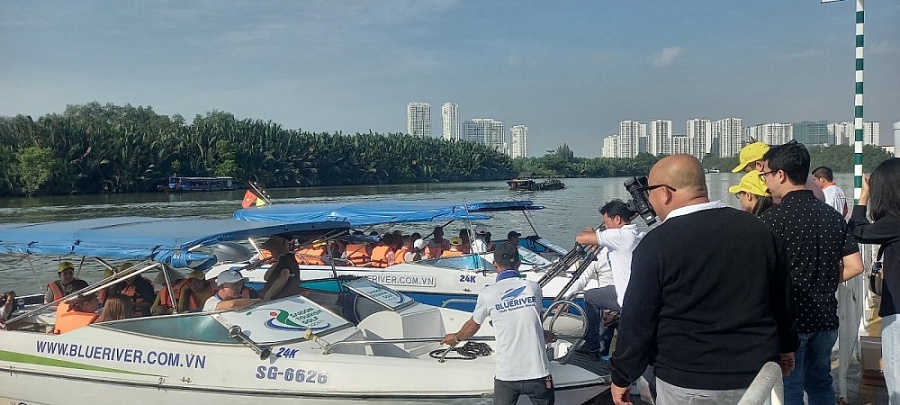 TP. Hồ Chí Minh khai thác thêm tour đường thủy phục vụ du khách