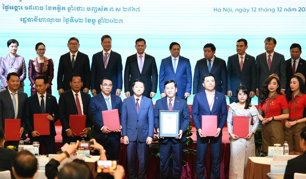 Thủ tướng hai nước Việt Nam và Campuchia chứng kiến khai trương đường bay Hà Nội - Siem Reap của Vietjet