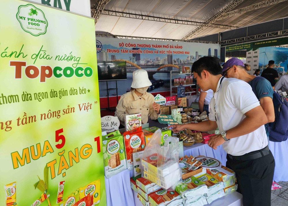 việc tiêu dùng hàng Việt thành thói quen, ưu tiên lựa chọn của