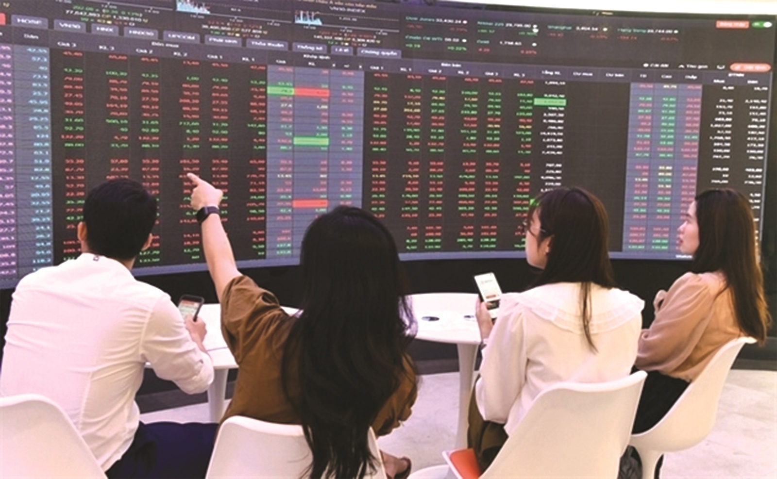 Thị trường chứng khoán Việt Nam kỳ vọng gì ở năm mới