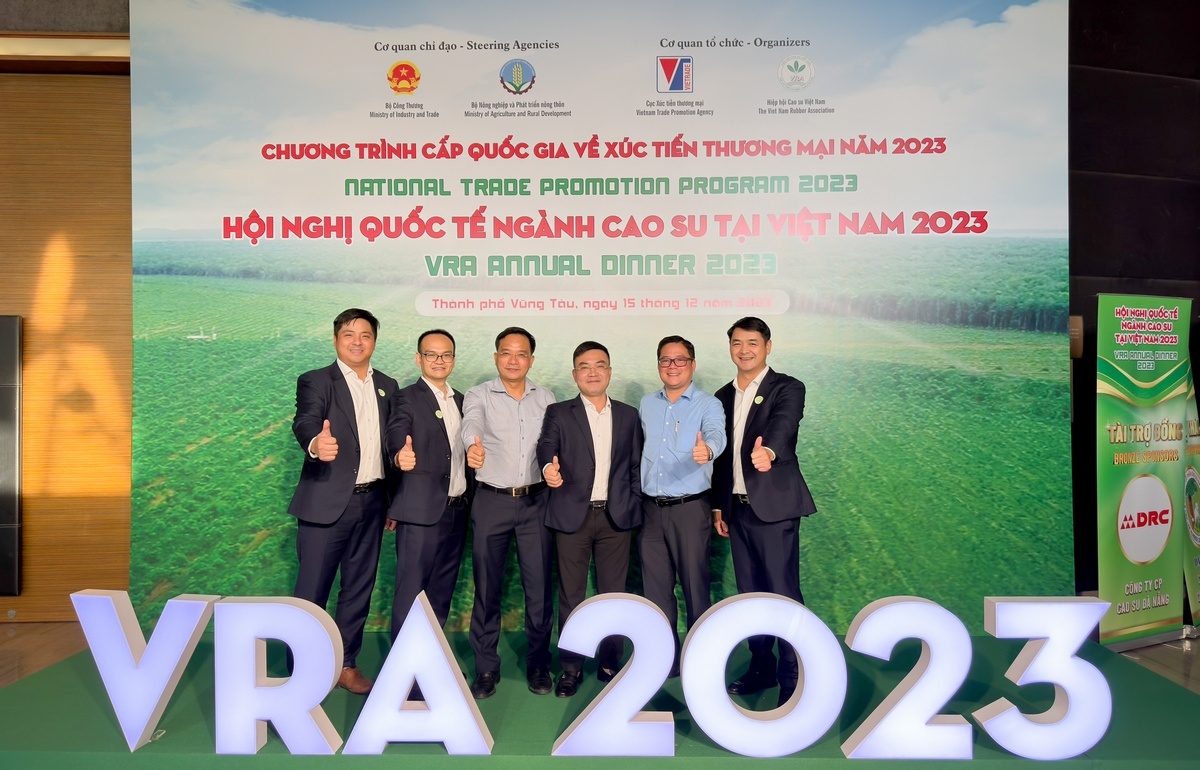 Lãnh đạo MXV tham dự Hội nghị quốc tế ngành cao su Việt Nam 2023