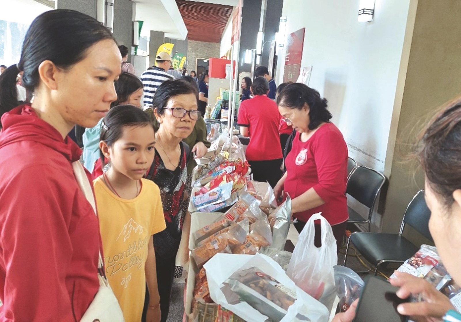 TP. Hồ Chí Minh đẩy mạnh kích cầu tiêu dùng