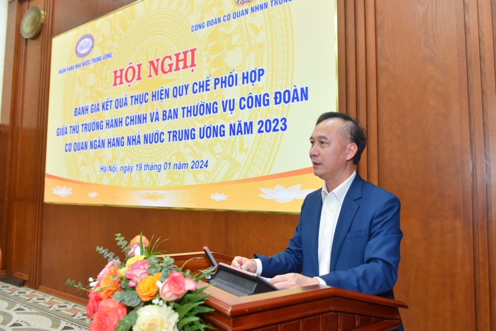 Đồng chí Cao Văn Bình - Chủ tịch Công đoàn Cơ quan NHNN Trung ương phát biểu