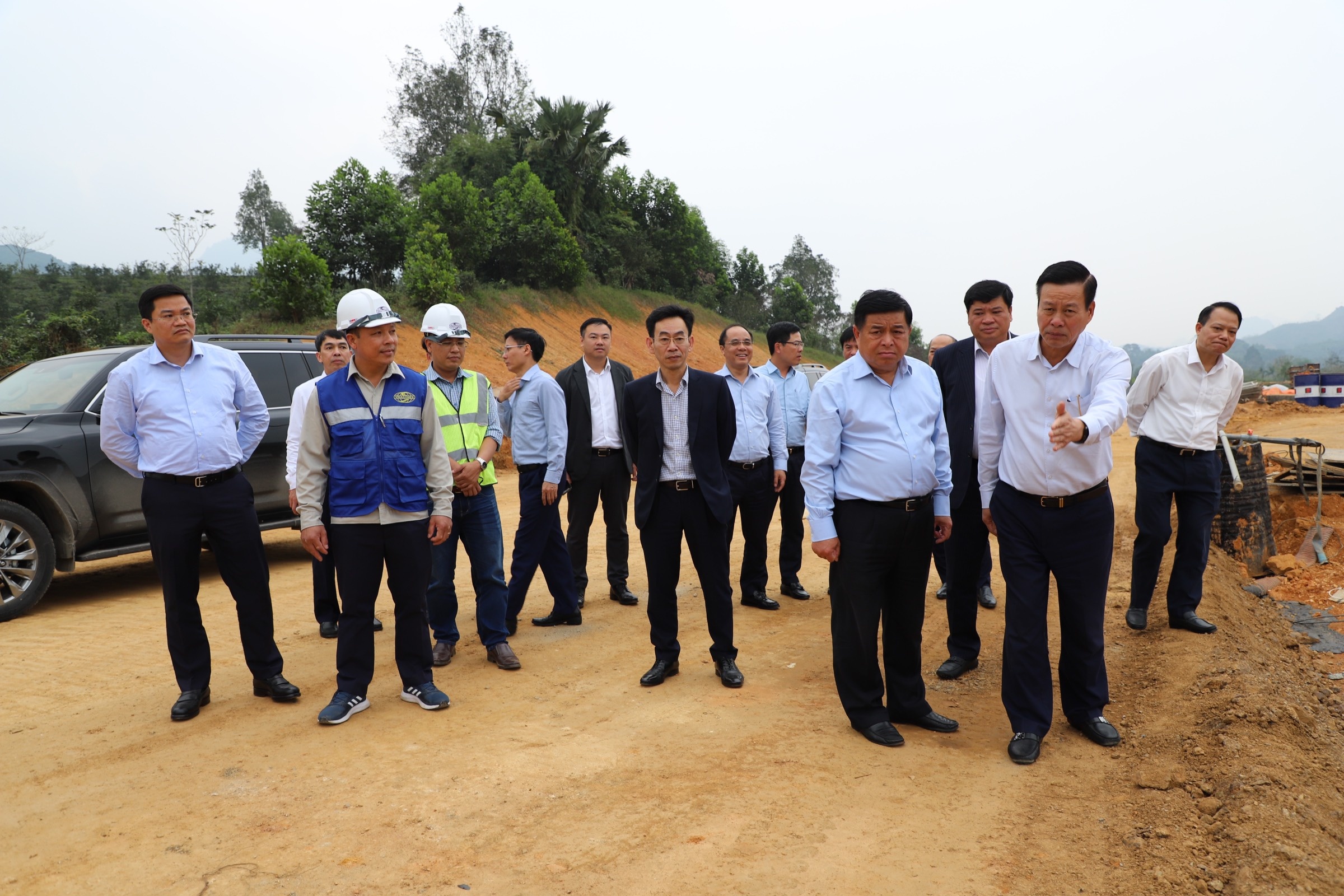 Kiểm tra tiến độ, đôn đốc giải ngân tại dự án cao tốc Tuyên Quang - Hà Giang
