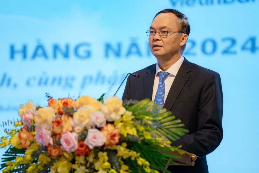 Đồng chí Tống Văn Ánh - Bí thư Đảng ủy, Giám đốc NHNN Chi nhánh Thanh Hóa phát biểu tại Hội nghị