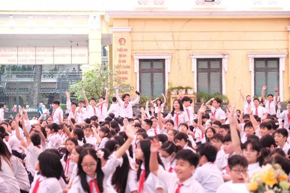 Tạo sân chơi cho học sinh Hà Nội tìm hiểu về lịch sử đồng tiền và hiểu biết về tài chính