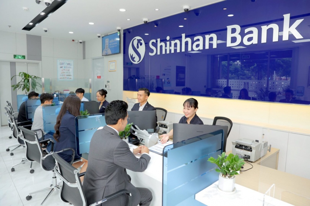 Ngân hàng Shinhan Việt Nam sửa đổi địa chỉ trụ sở chính ghi tại Giấy phép