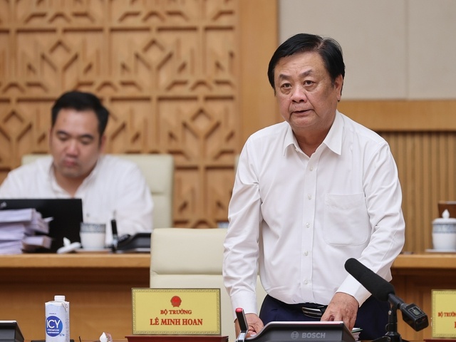 Bộ trưởng Bộ NN&PTNT Lê Minh Hoan phát biểu tại phiên họp - Ảnh: VGP/Nhật Bắc