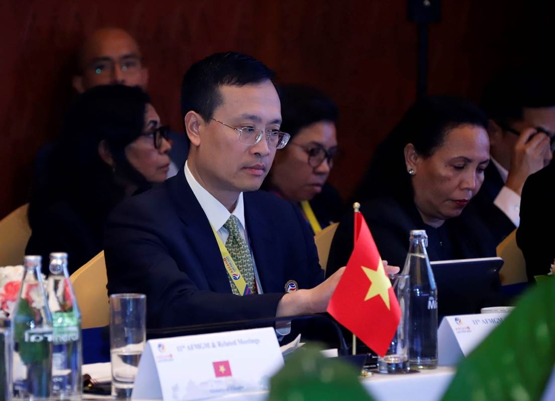 Phó Thống đốc Phạm Quang Dũng tham dự Hội nghị Thống đốc NHTW và Bộ trưởng Tài chính ASEAN