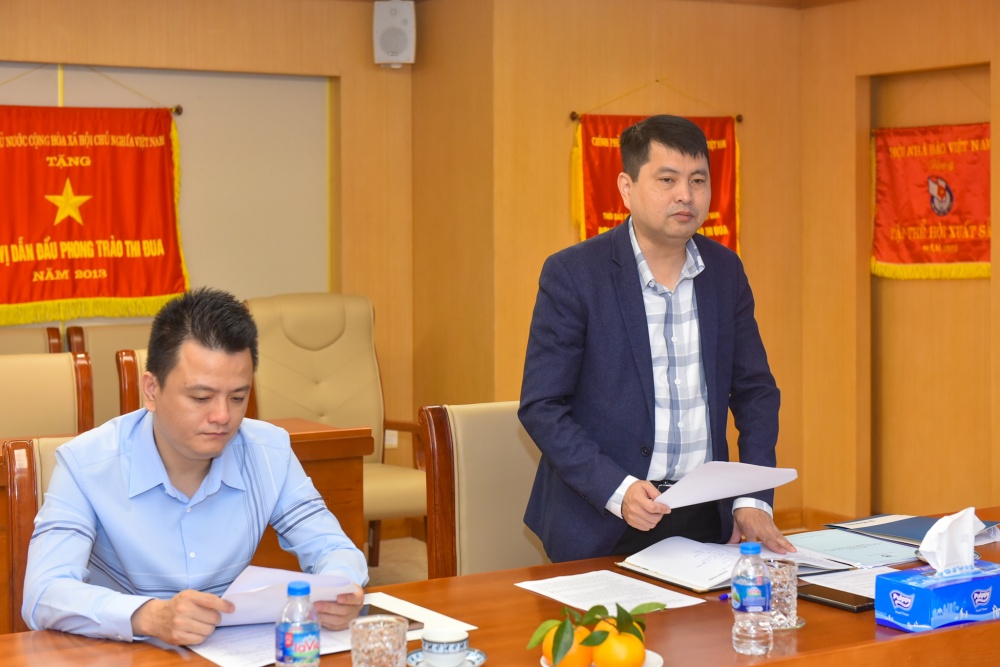 Ban Kiểm tra Hội Nhà báo Việt Nam làm việc với Liên chi hội Nhà báo Ngân hàng