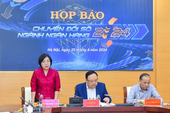 Công bố sự kiện Chuyển đổi số ngành Ngân hàng năm 2024