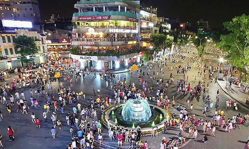Hà Nội dự kiến cấm hội chợ, kinh doanh ở phố đi bộ hồ Gươm