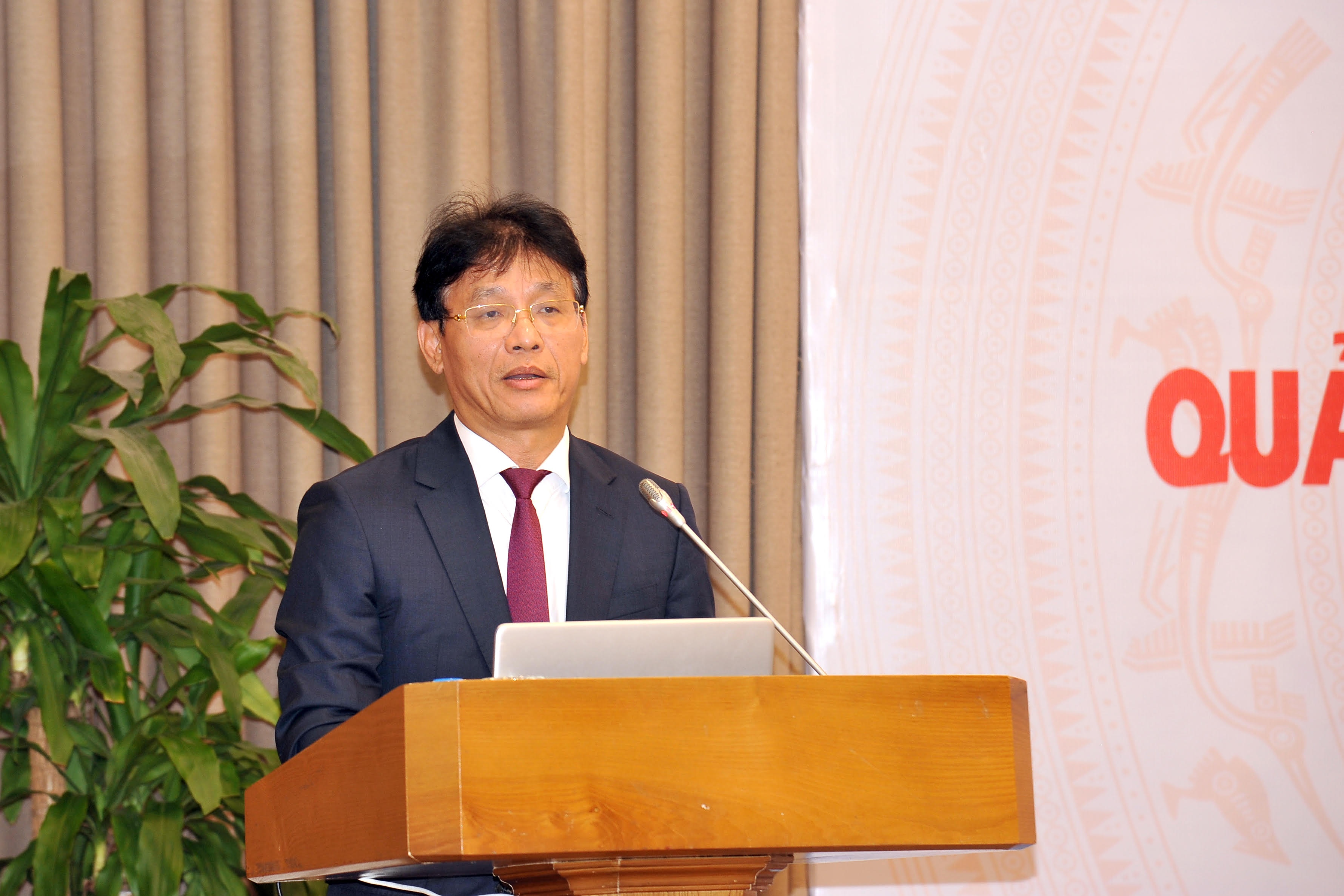 ông Đặng Ngọc Minh, Phó Tổng cục trưởng Tổng cục Thuế phát biểu tại Hội thảo