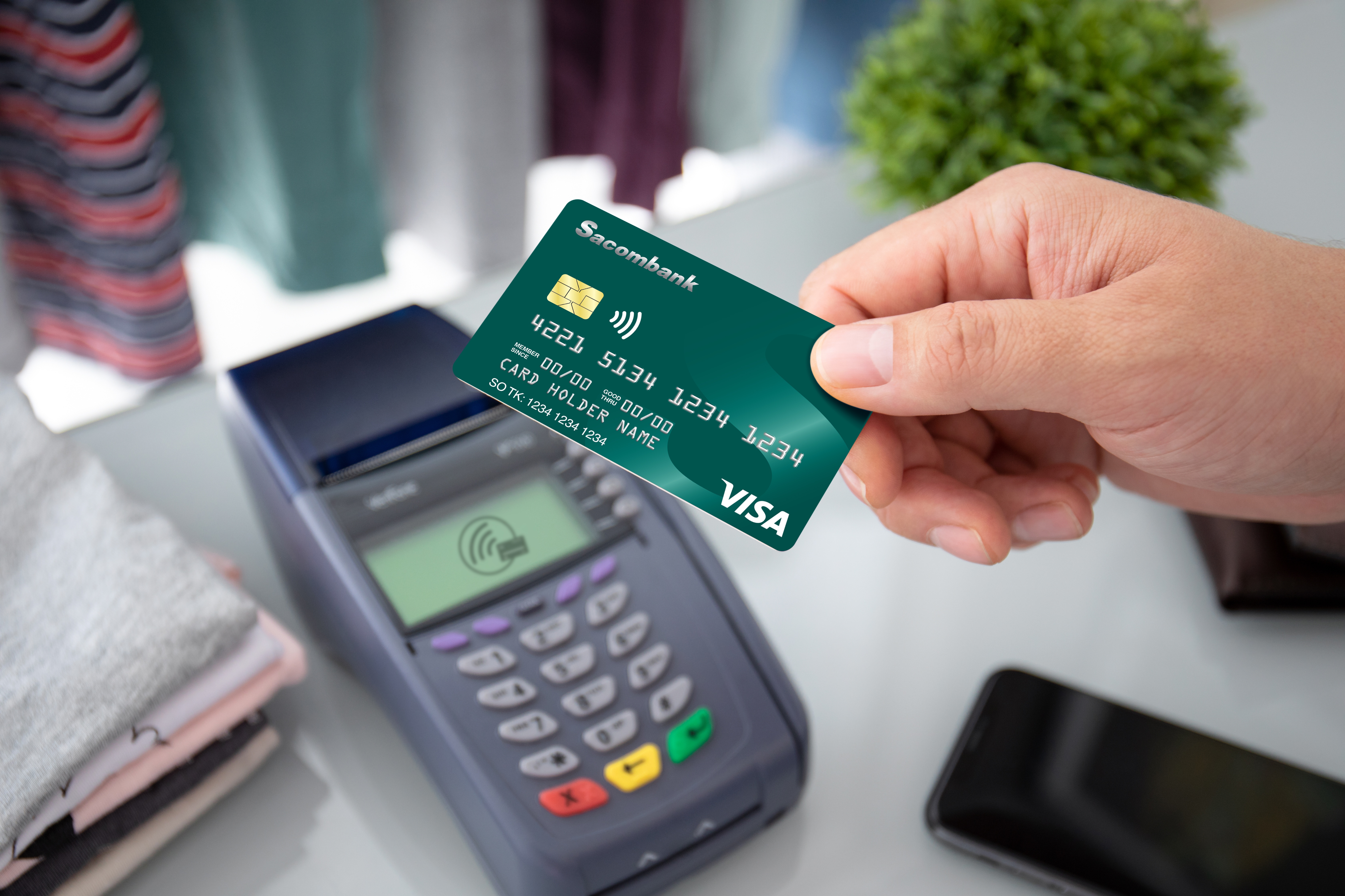 Sử dụng thẻ Sacombank Visa hè này nhận ngàn ưu đãi