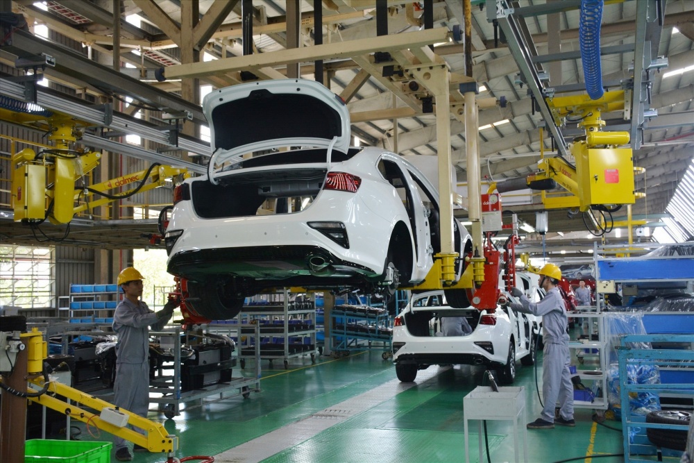 Bộ Tài chính đề nghị các Bộ có ý kiến về mức giảm thuế trước bạ ô tô sản xuất trong nước