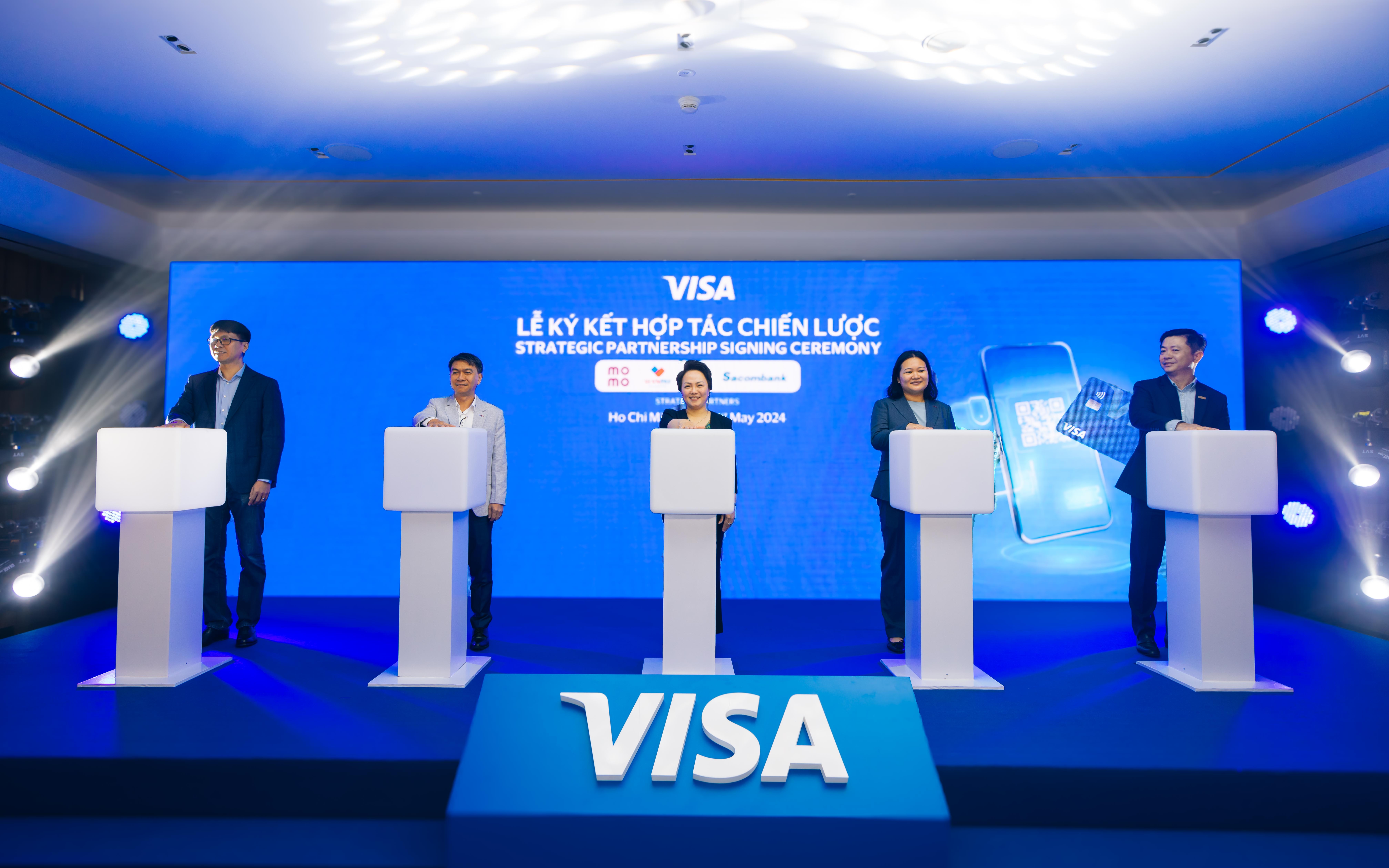 Việc tích hợp Visa trở thành nguồn tiền thanh toán trong 3 ứng dụng ví điện tử phổ biến hàng đầu tại Việt Nam sẽ mang lại lợi ích cho cả doanh nghiệp và người tiêu dùng