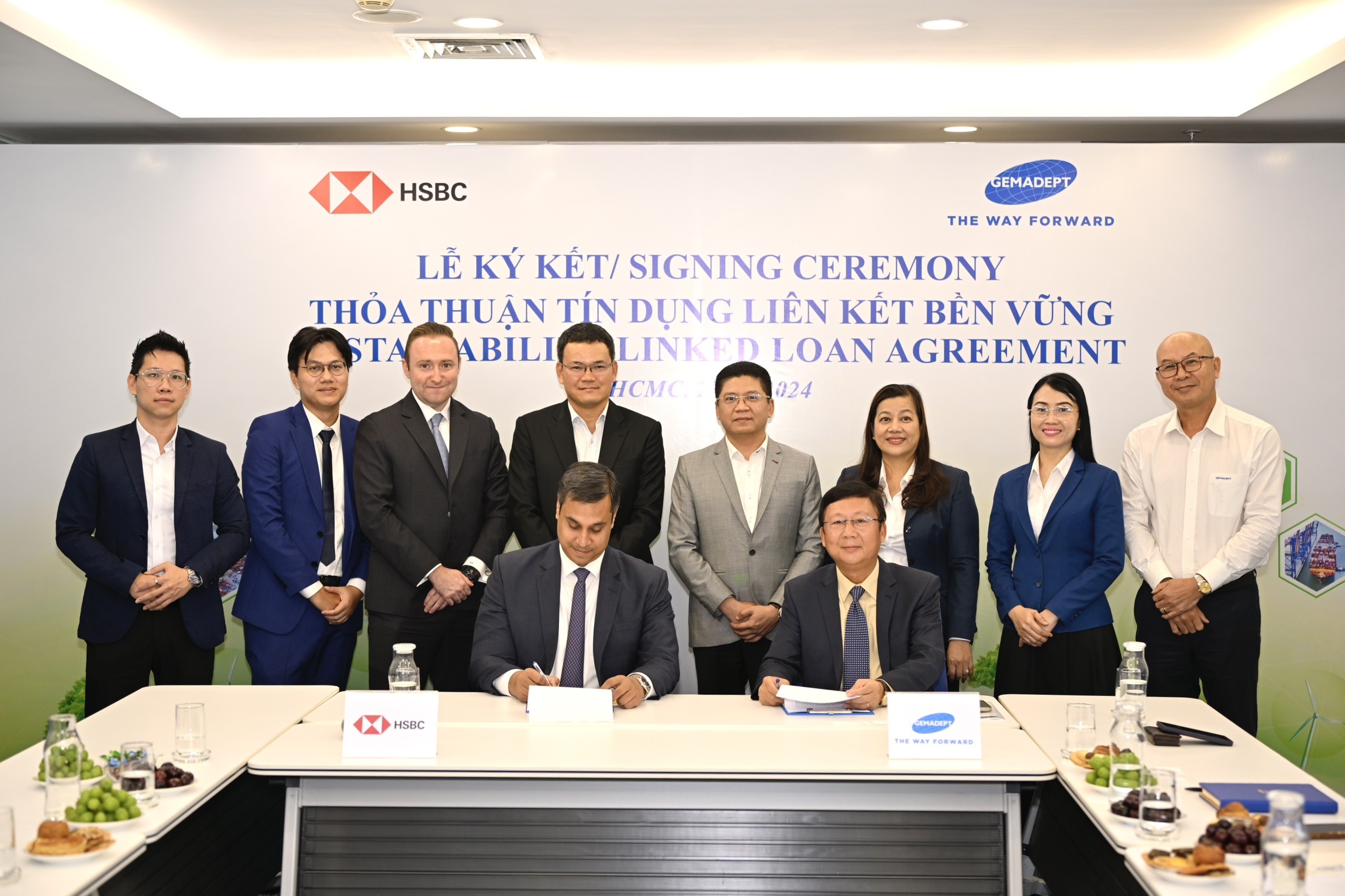 HSBC Việt Nam cung cấp tín dụng liên kết bền vững đầu tiên trong lĩnh vực cảng và logistics