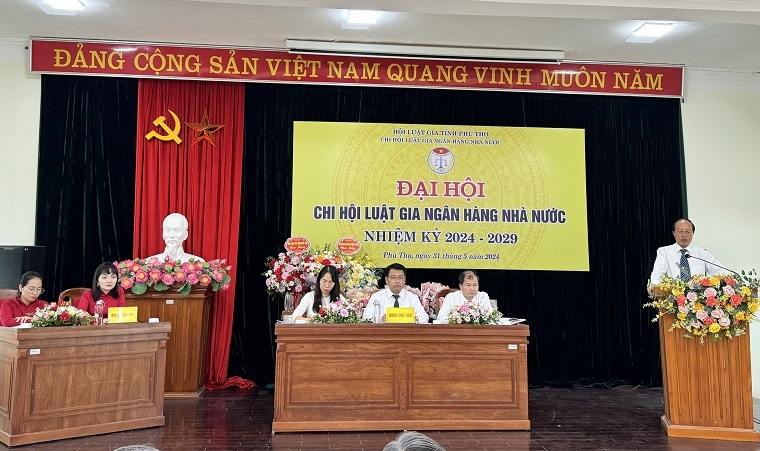 Ông Phạm Trường Giang - Giám đốc NHNN chi nhánh Phú Thọ phát biểu tại đại hội